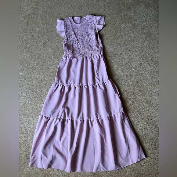 BRAND NEW Women’s Summer Flutter Short Sleeve Smocked Midi Dress! - Picture 2 of 5